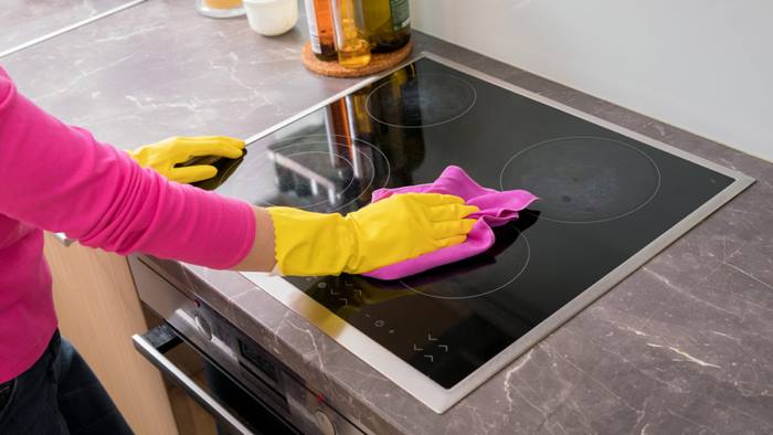 cách vệ sinh bếp điện từ