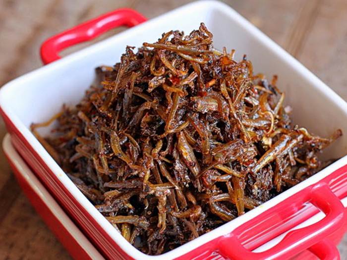Các cách nấu cá cơm 